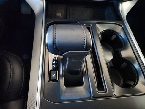 New 2025 Ford F150 Platinum w/ Equipment Group 702A High image 32