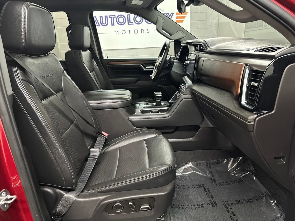 Used 2024 GMC Sierra 1500 Denali w/ Denali Reserve Package AWD/4WD image 20