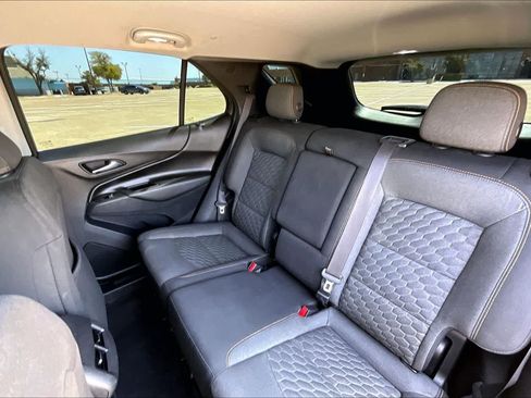 Used 2019 Chevrolet Equinox LT FWD image 28