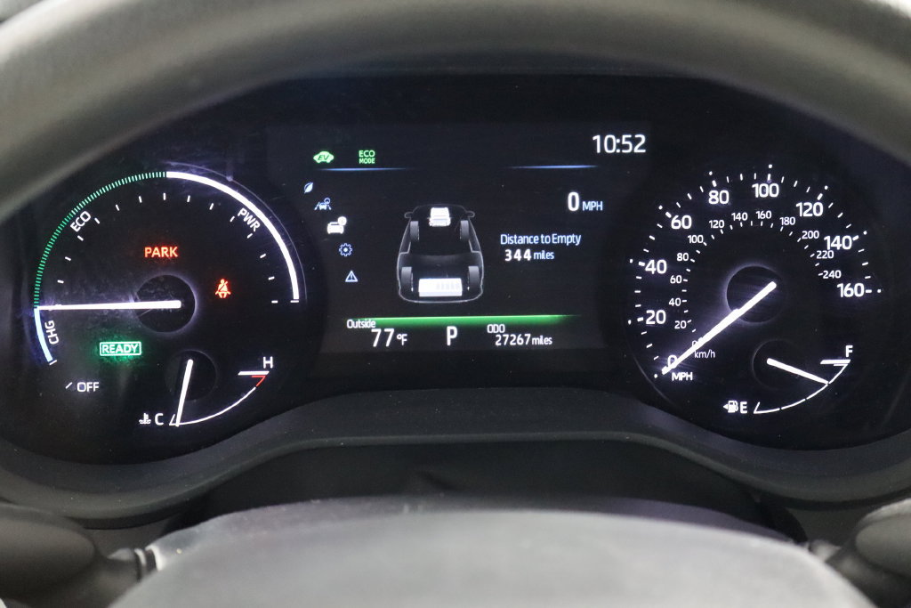 Used 2025 Toyota Sienna LE FWD image 8