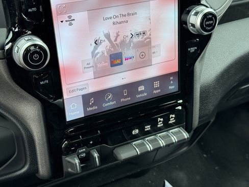 New 2026 RAM 3500 Tradesman AWD/4WD image 21