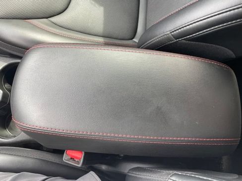 Used 2021 Jeep Cherokee Trailhawk w/ Technology Group AWD/4WD image 38