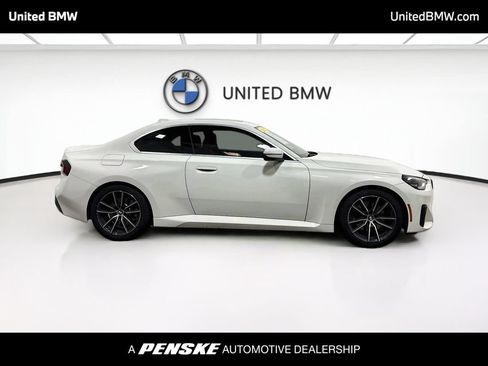 Used 2022 BMW 230i Coupe w/ Convenience Package RWD image 4