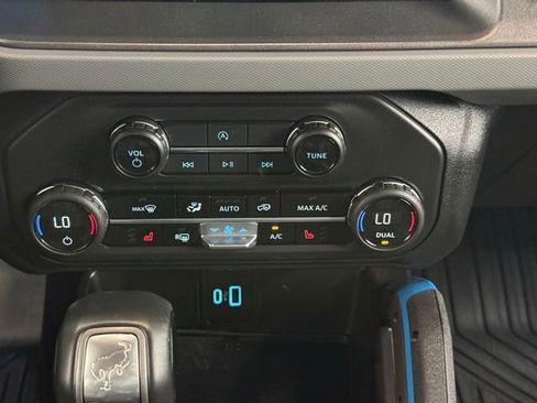 Certified 2024 Ford Bronco Black Diamond AWD/4WD image 28