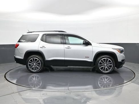 Used 2019 GMC Acadia SLT AWD/4WD image 4