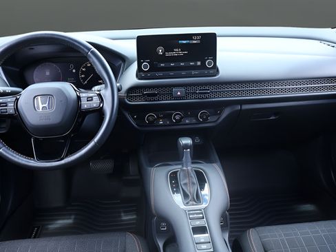 Used 2023 Honda HR-V Sport image 14
