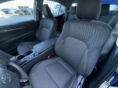 Used 2025 Toyota Camry LE image 10