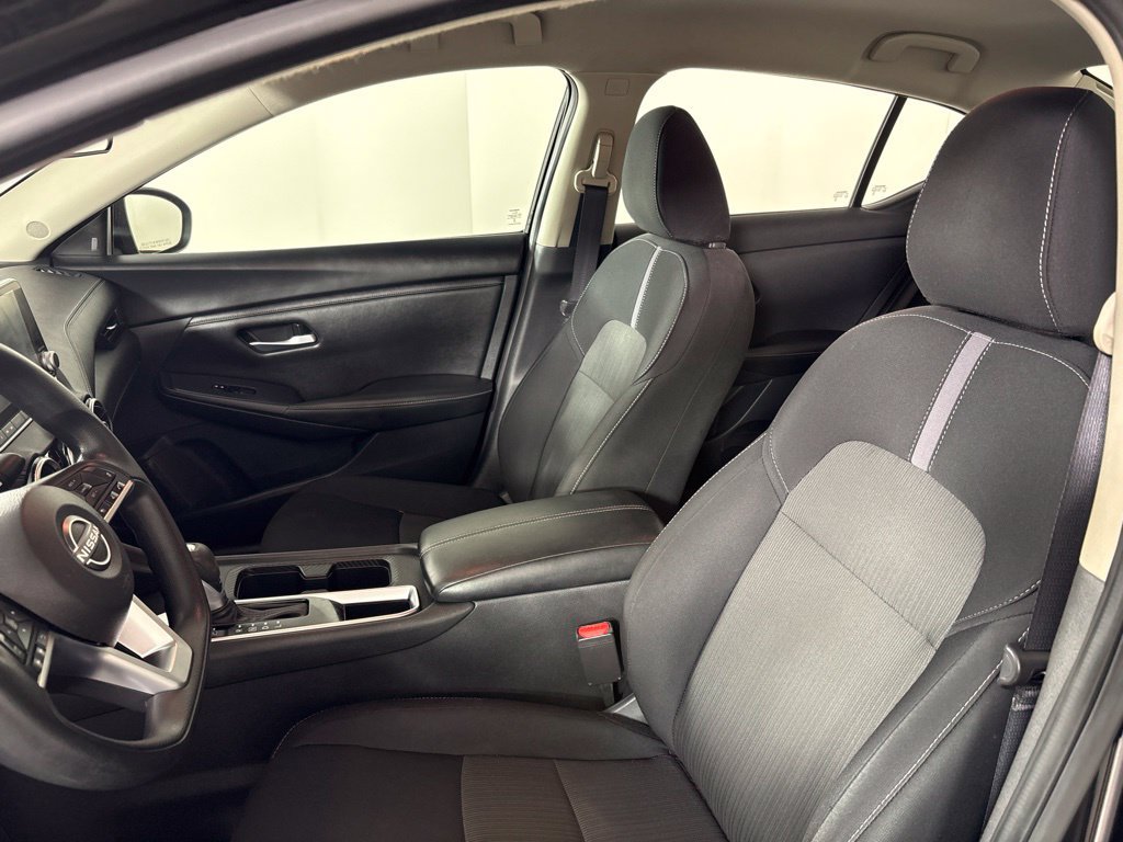 Used 2024 Nissan Sentra SV FWD image 29