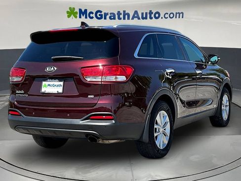 Used 2017 Kia Sorento AWD w/ LX Convenience Package image 7