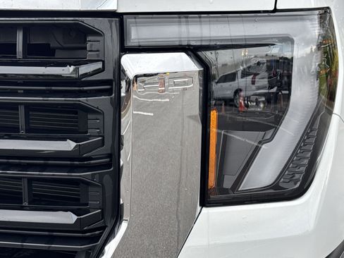 New 2025 GMC Sierra 3500 Pro w/ Convenience Package image 6