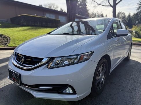 Used 2015 Honda Civic Hybrid image 1