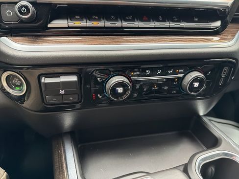 Used 2022 Chevrolet Silverado 1500 LT Trail Boss w/ LT Trail Boss Premium Package image 25