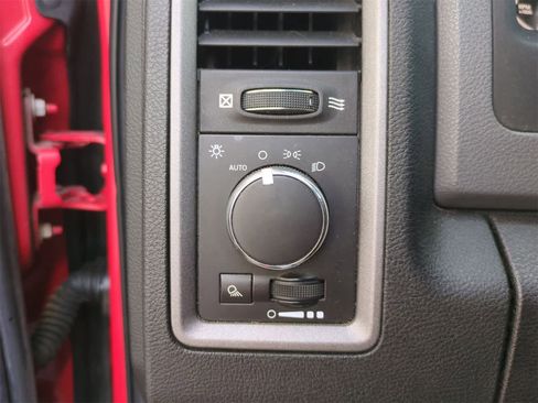 Used 2014 RAM 1500 Tradesman w/ Popular Equipment Group image 27