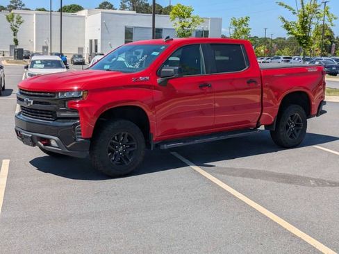 Used 2020 Chevrolet Silverado 1500 LT Trail Boss image 8