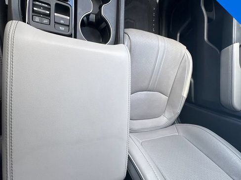 Used 2023 Honda Pilot Elite image 33