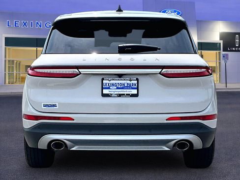 Used 2023 Lincoln Corsair FWD image 6