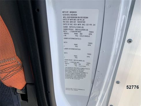 Used 2024 Chevrolet Express 3500 w/ Power Convenience Package RWD image 17