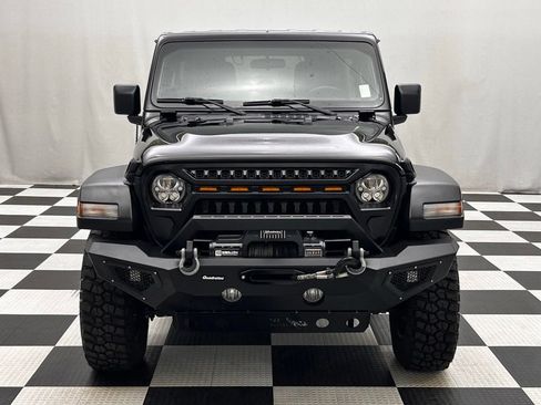 Used 2022 Jeep Wrangler Unlimited Sport AWD/4WD image 3