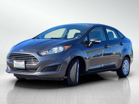 Used 2015 Ford Fiesta SE FWD image 11