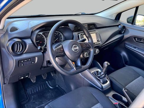 Used 2024 Nissan Versa S FWD image 17