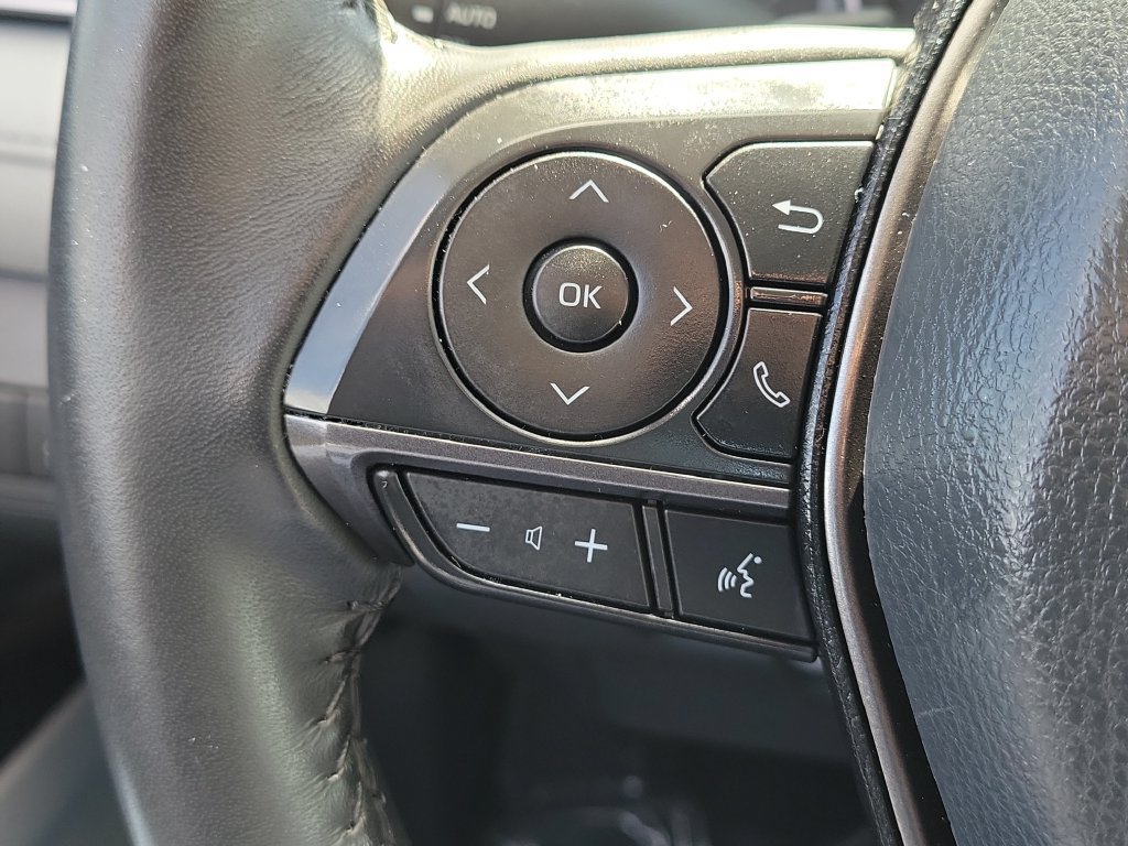 Used 2024 Toyota Camry SE FWD image 9