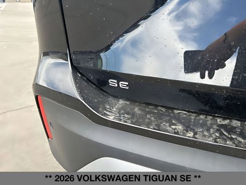 New 2026 Volkswagen Tiguan SE AWD/4WD image 15