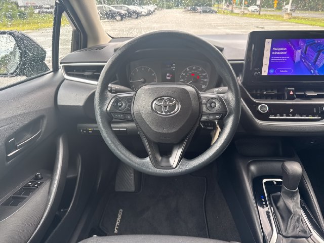 Used 2023 Toyota Corolla LE FWD image 26