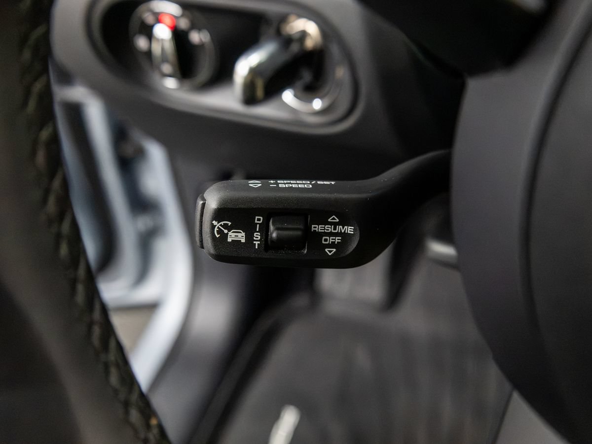 Certified 2026 Porsche Macan AWD/4WD image 20
