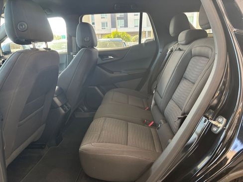 Used 2025 Chevrolet Equinox LT image 25