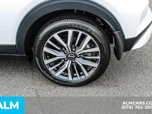 Used 2023 Nissan Kicks SV FWD image 15