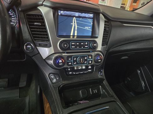 Used 2015 Chevrolet Suburban LTZ image 30