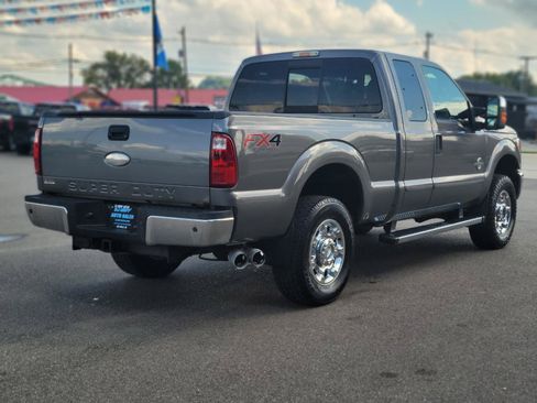 Used 2012 Ford F250 XLT w/ XLT Premium Pkg AWD/4WD image 4