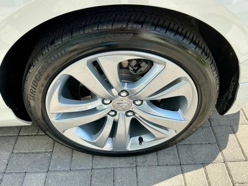 Certified 2022 Acura TLX w/ Technology Package image 12