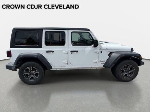 Used 2018 Jeep Wrangler Unlimited Sport S AWD/4WD image 6