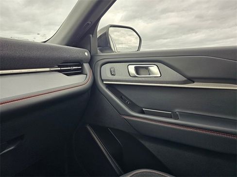 New 2026 Ford Explorer ST image 25