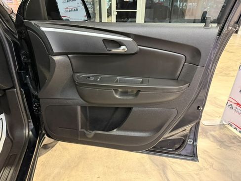 Used 2012 Chevrolet Traverse LT FWD image 49
