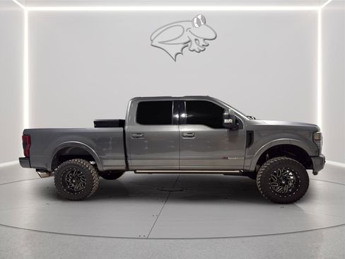 Used 2022 Ford F250 Lariat w/ Tremor Off-Road Package AWD/4WD image 7