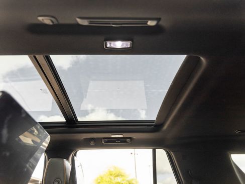 Used 2021 GMC Yukon AT4 w/ Rear Media and Nav Package image 23