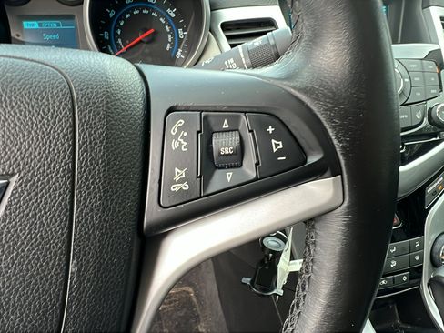 Used 2014 Chevrolet Cruze LT image 27
