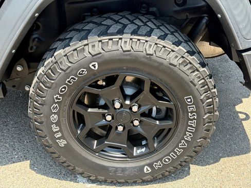 Used 2023 Jeep Wrangler Unlimited w/ Cold Weather Group AWD/4WD image 55