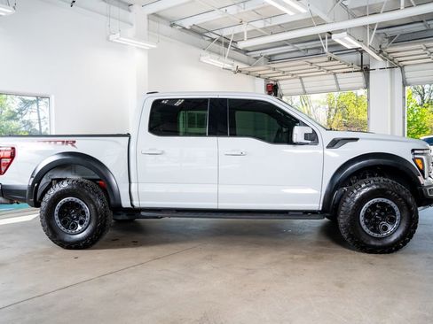 Used 2024 Ford F150 Raptor image 5