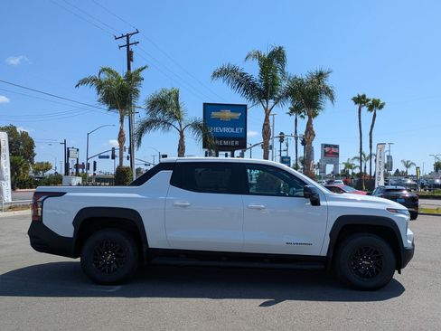 Used 2026 Chevrolet Silverado EV LT w/ Plus Package AWD/4WD image 6
