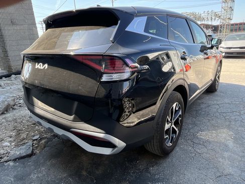 Used 2024 Kia Sportage EX FWD image 6