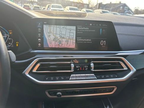 Used 2021 BMW X5 xDrive45e w/ Executive Package 3 image 11