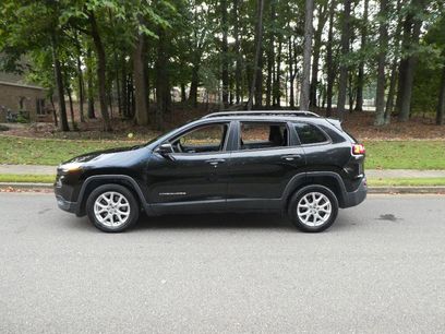 Used 2016 Jeep Cherokee Sport