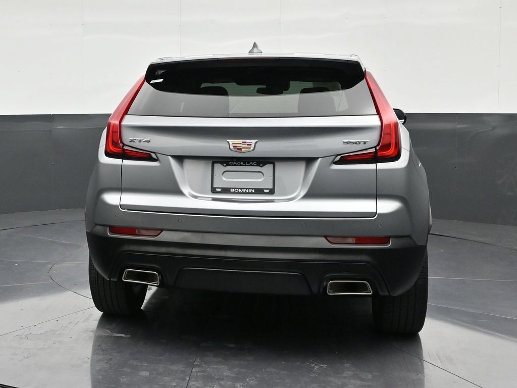 Certified 2023 Cadillac XT4 Luxury FWD image 4