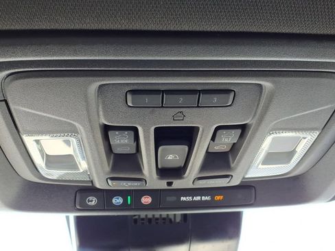 Used 2025 Chevrolet Silverado 1500 LTZ w/ LTZ Premium Package AWD/4WD image 24