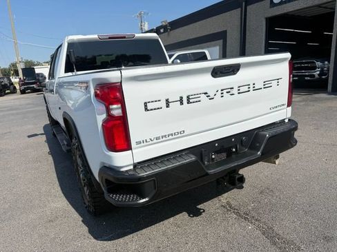 Used 2021 Chevrolet Silverado 2500 Custom w/ Custom Value Package AWD/4WD image 13