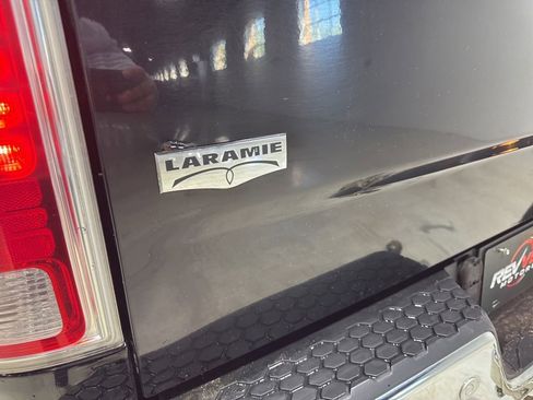 Used 2014 RAM 1500 Laramie AWD/4WD image 13