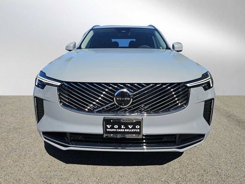 New 2026 Volvo XC90 T8 Plus w/ Protection Package Premier AWD/4WD image 8